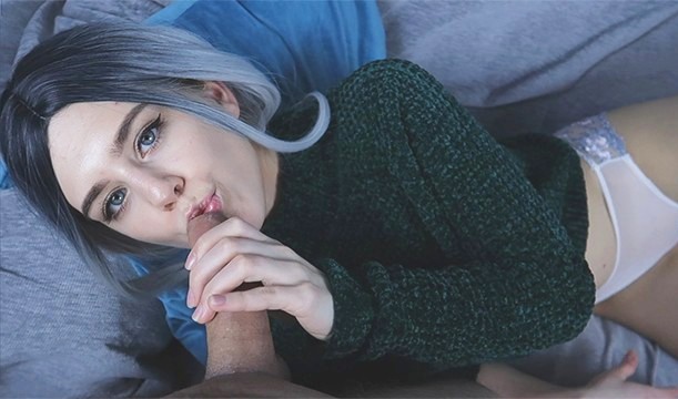 Горячая русская шлюшка сосет хуй и стонет от траха в мокрую пизду! Домашка 100Pezd