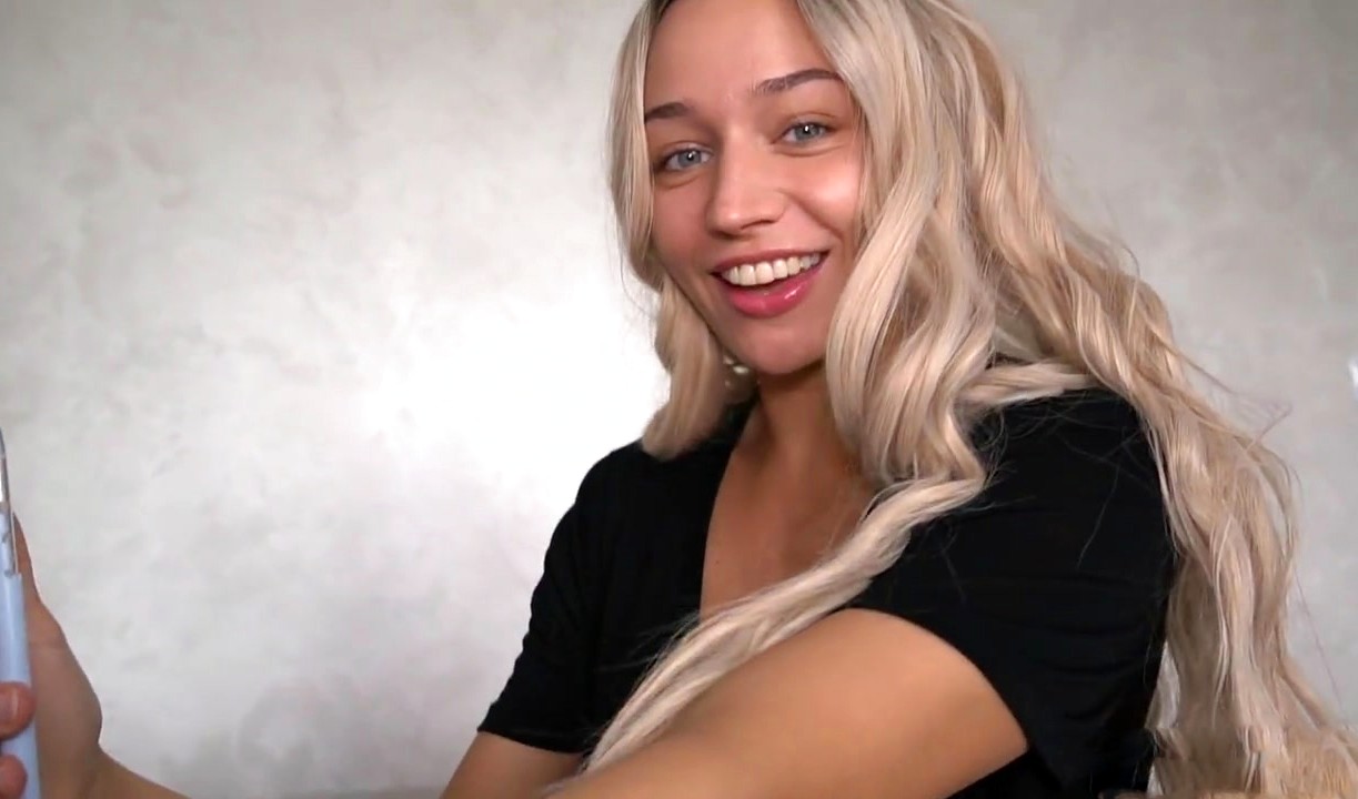 Блондинка-жена дразнит мужа и требует creampie в тугую мокрую манду!